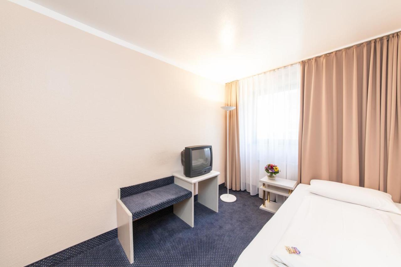 Hotel An Der Ko Dusseldorf Ngoại thất bức ảnh
